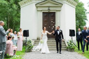 Brudpar som precis vigt sig vid Arkivet